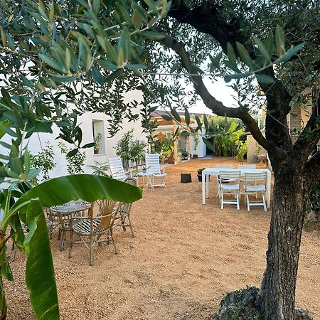 كوارتو دالتينو Pathos Guest House المظهر الخارجي الصورة
